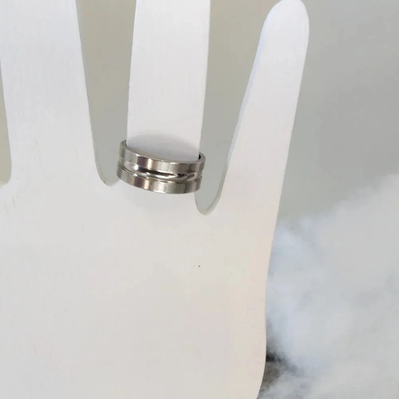 Size 6 Grooved Unisex Stainless Steel Ring - Picture 3 of 9